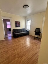 Building Photo - 88-11 185th St