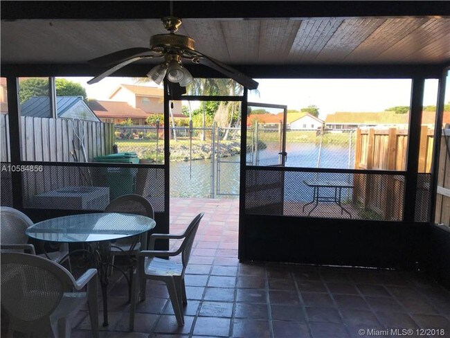 Foto del edificio - 6028 SW 133rd Pl