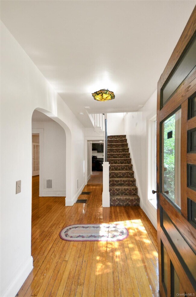Foto del edificio - 200 Parkview Ave