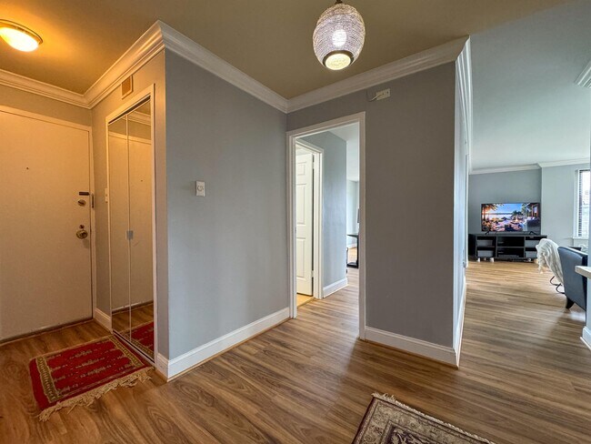Foto del edificio - 2501 Calvert St NW