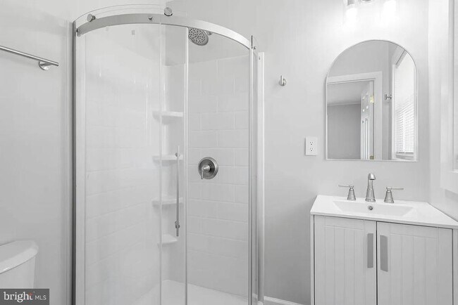 Foto del edificio - 34132 Clay Rd