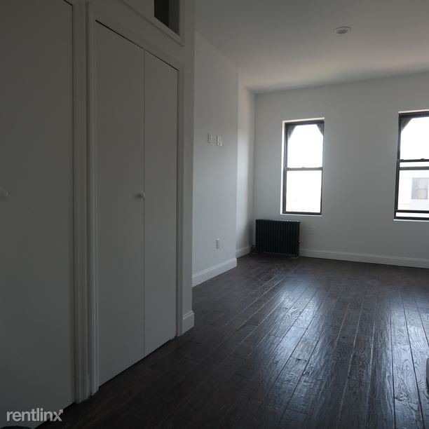 Building Photo - 99 Starr St