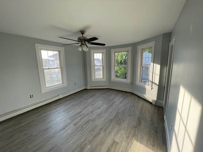 Building Photo - 14 Campbell Ter