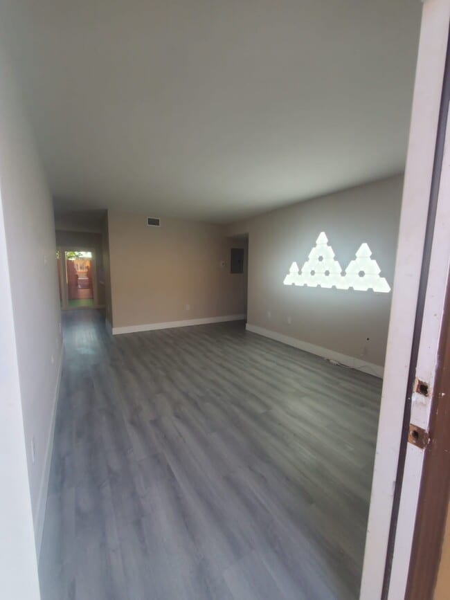 Building Photo - 17308 NW 74th Ave