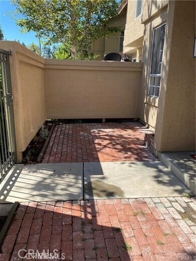Building Photo - 14 Hillgate Pl