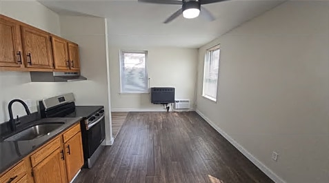 Building Photo - 123 Iowa Ave