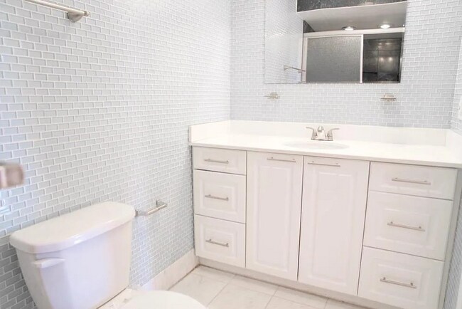 Foto del edificio - 271 Newbury St