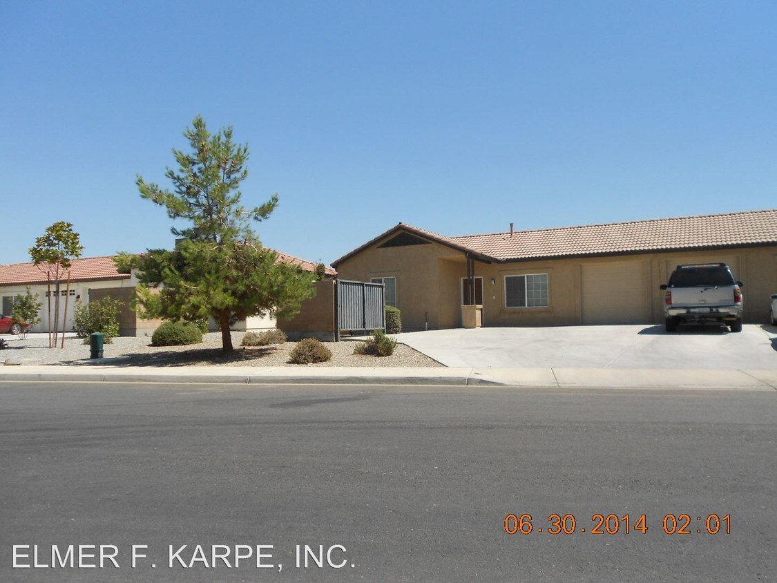 Foto principal - 6701 Edgeview Dr