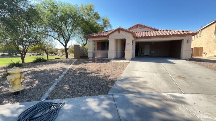 Foto principal - 20951 N Dries Rd
