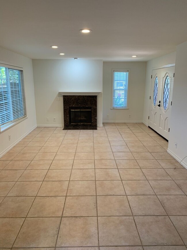 Foto del edificio - MIC