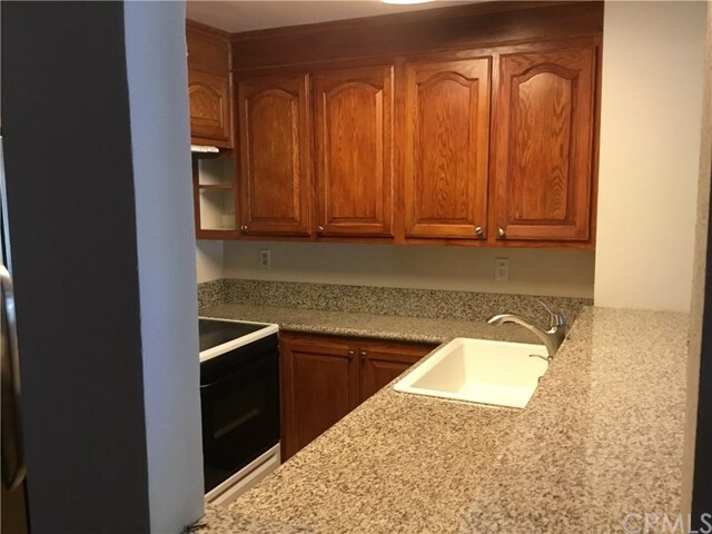 Building Photo - 7890 E Spring St