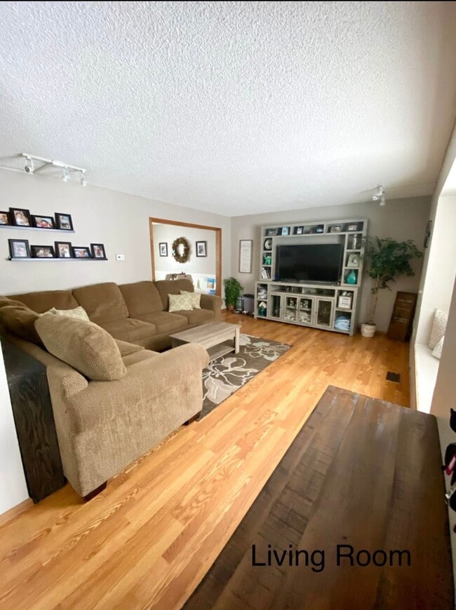 Building Photo - 3441 Baron Ct