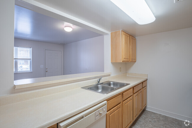 2 BR, 1 BA - 836SF - Kitchen - River Commons