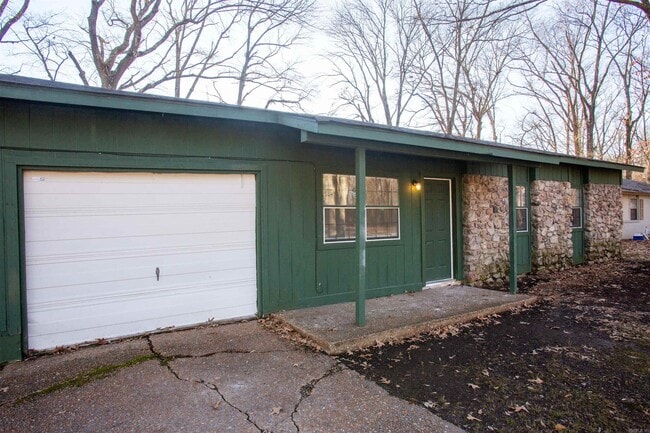 Building Photo - 1103 Nina St