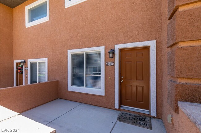Building Photo - 10560 Midnight Gleam Ave