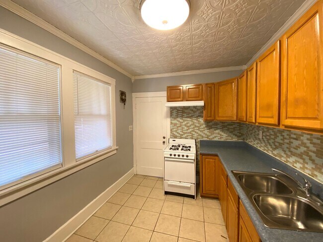 Foto del edificio - 109 West Beverly Court