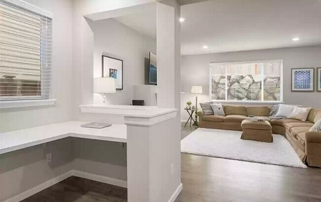 Photo - Gorgeous home with 4 Bedroom and 2.5 Bathroom