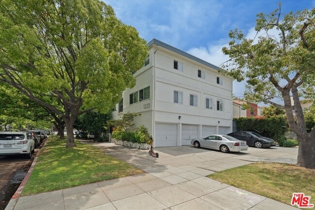 Foto del edificio - 1225 Washington Ave