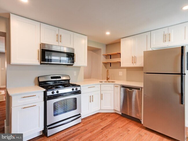 Foto del edificio - 3258 Livingston St