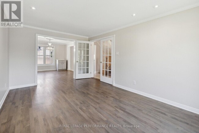 Building Photo - 1873 Du Clairvaux Rd