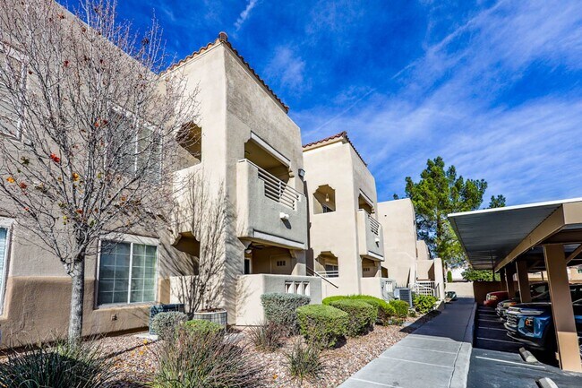 Foto del edificio - Beautiful Summerlin 1 Bed Condo