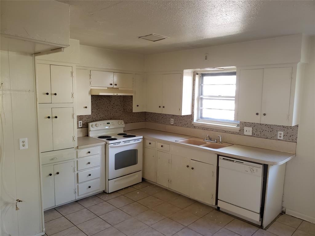 Building Photo - 3148 Wildflower Dr