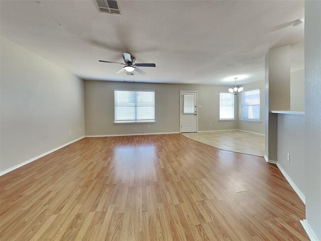 Building Photo - 330 Outfitter Dr