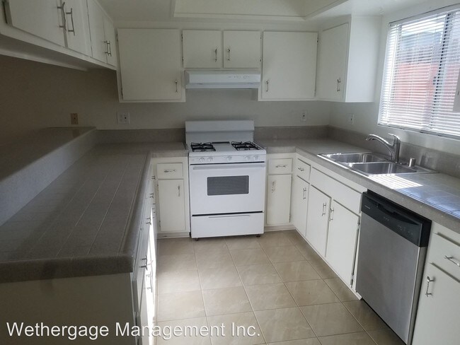 Foto del edificio - 2 br, 1.5 bath House - 16701 Blanton Lane #3