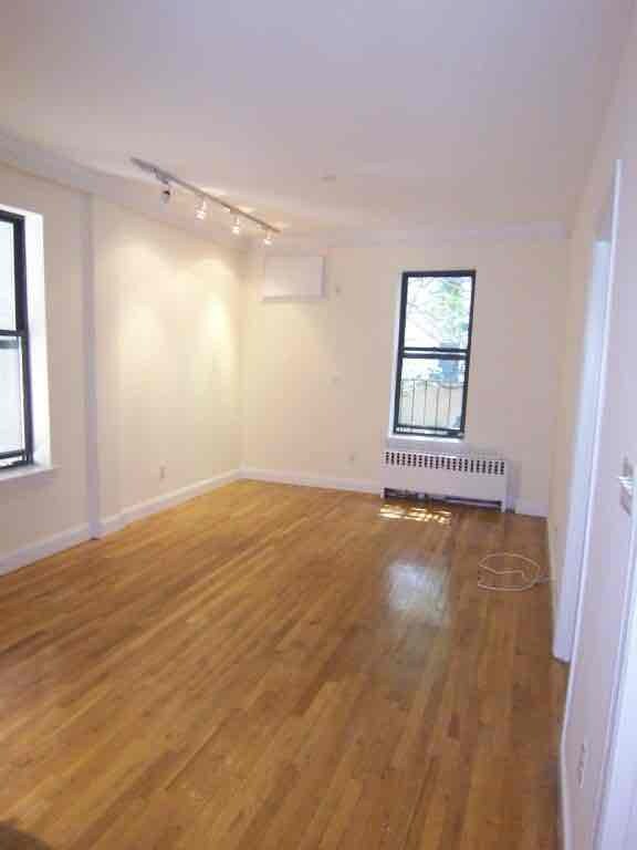 Foto del edificio - 180 W 103rd St