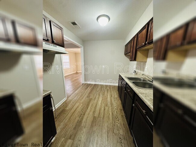 Foto del edificio - 1223 Inman Cove