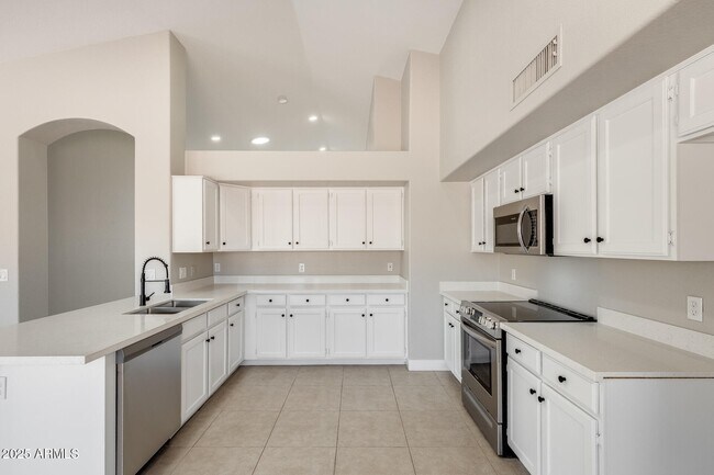Foto del edificio - 9842 W Burnett Rd