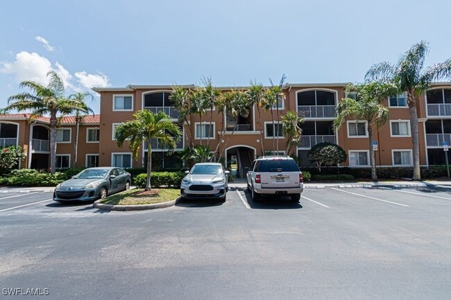 Building Photo - 1810 Florida Club Cir