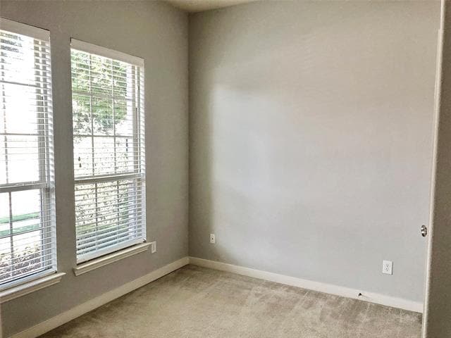 Building Photo - 10801 Sexton Dr