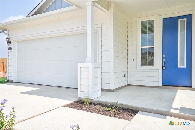 Foto del edificio - 130 Hidden Branch Cv