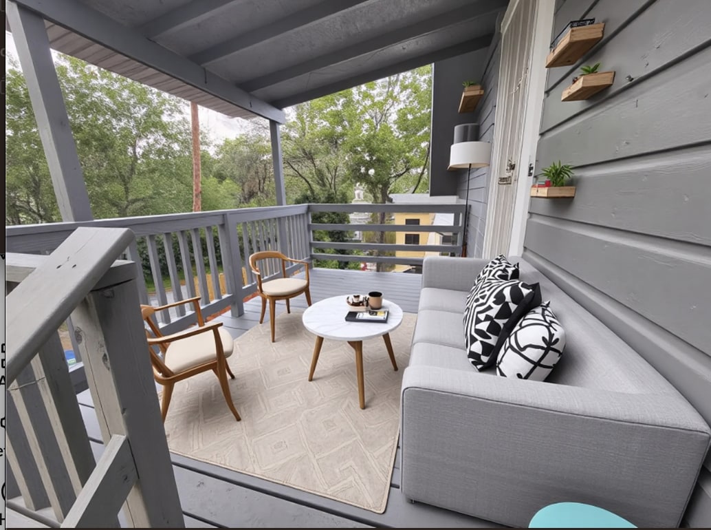 Building Photo - Second Floor Apartment Close to Woodlawn Park