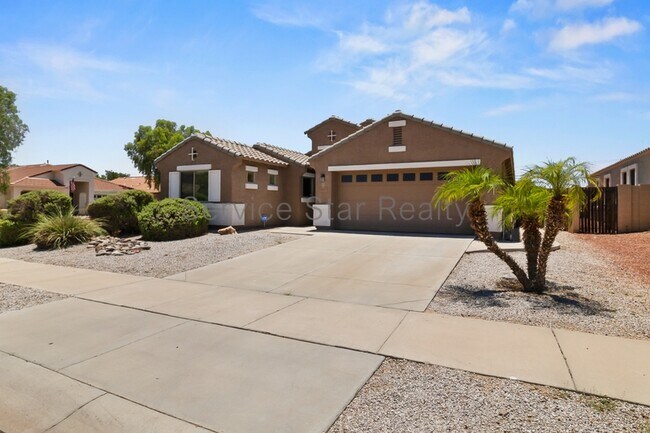 Building Photo - 17519 W Columbine Dr