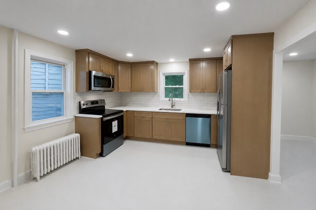 Foto del edificio - 76 Revere Ave