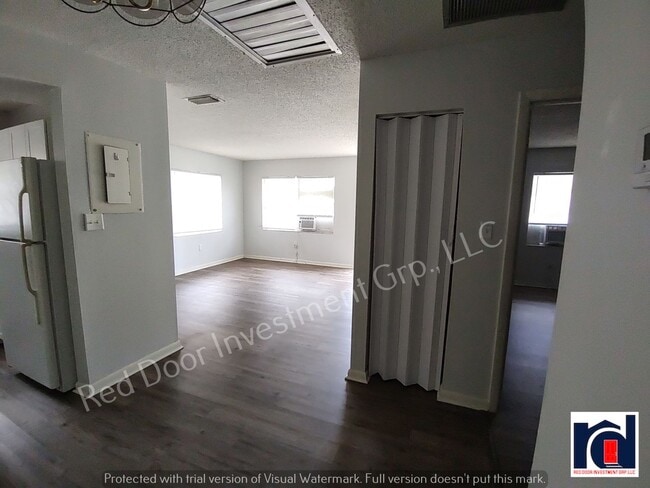 Building Photo - Cozy 1 Bedroom 1 Bath~Leesburg~