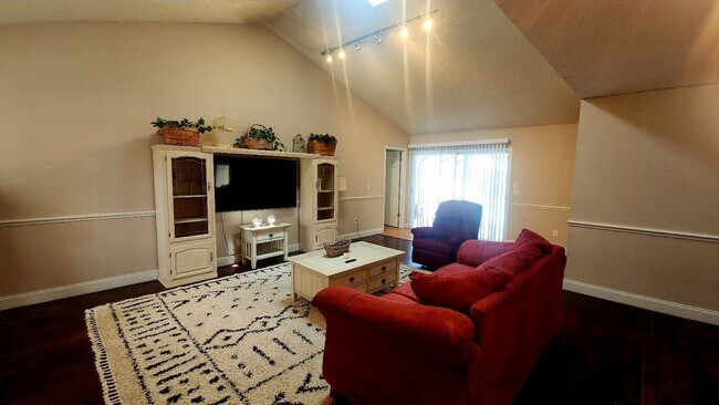Foto del edificio - The Woodlands of Palm Coast- FURNISHED- 4 Bedroom 2 Bath- Long Term