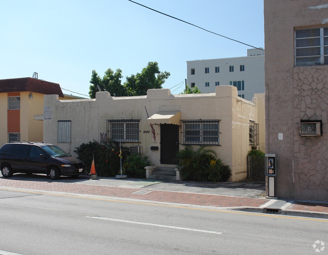 Foto del edificio - 1444 SW 7th St