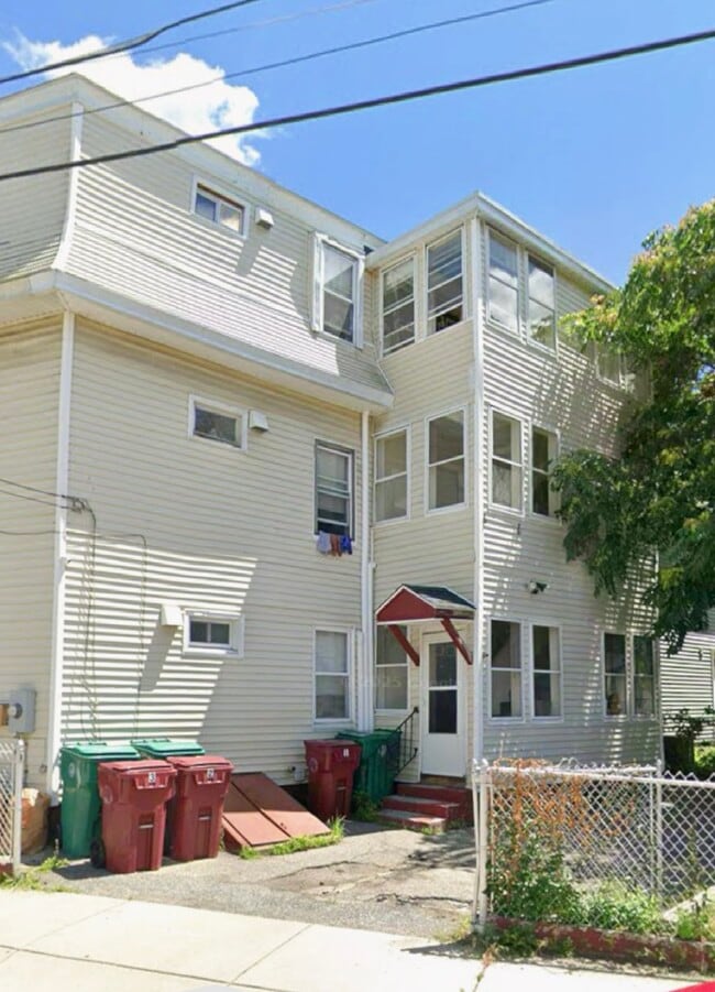 Building Photo - 93 Whipple St