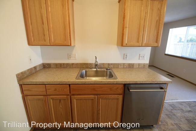 Foto del edificio - 115-117 Kimeron St SE