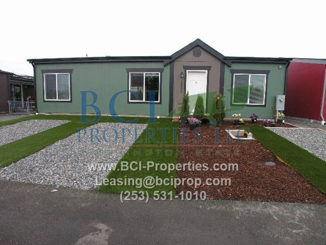Primary Photo - Welcome Home to Evergreen Place Condominiu...