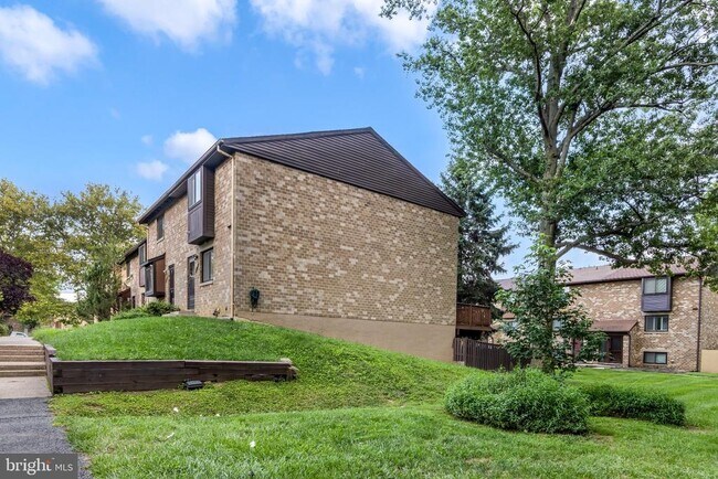 Building Photo - 7193 Talisman Ln