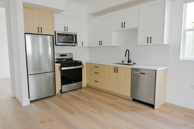 Foto del edificio - 11241 Morrison St