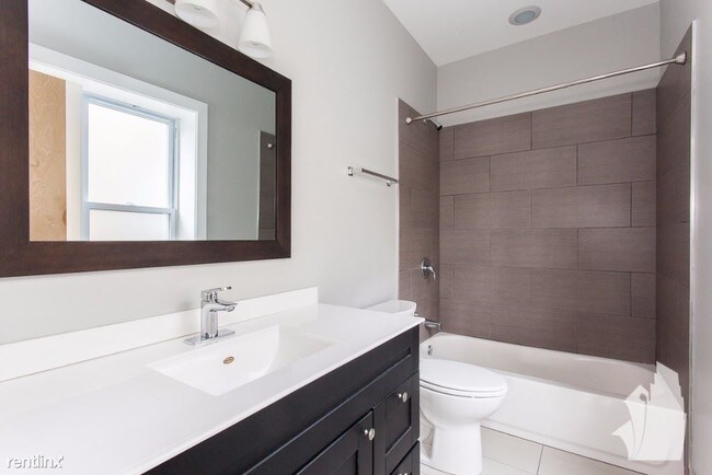 Foto del edificio - 3639 W Shakespeare Ave