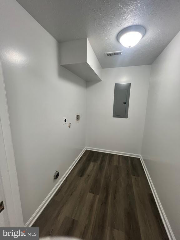 Foto del edificio - 637 E Spencer St