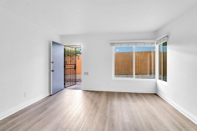 Foto del edificio - Diamond St Units