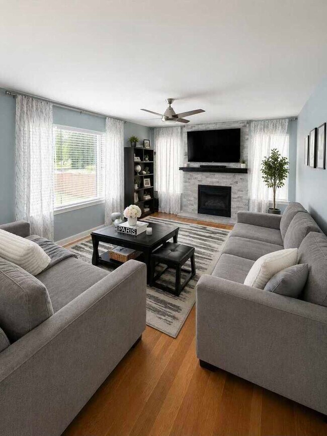 Foto del edificio - 339 Wedgewood Cir
