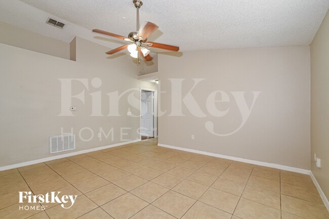 Foto del edificio - 6551 Viewpoint Ct